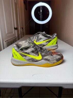 Nike Kobe 8 VIII System Grey Camo Volt Men's Sz 12 beat dirty